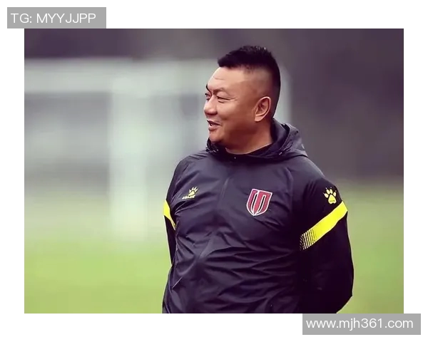 高峰：从绿茵场到传奇人物，解析中国足球运动员的成长与奋斗历程